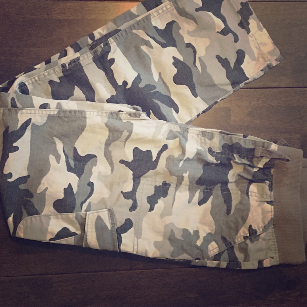 Boys Cargo camouflage pants